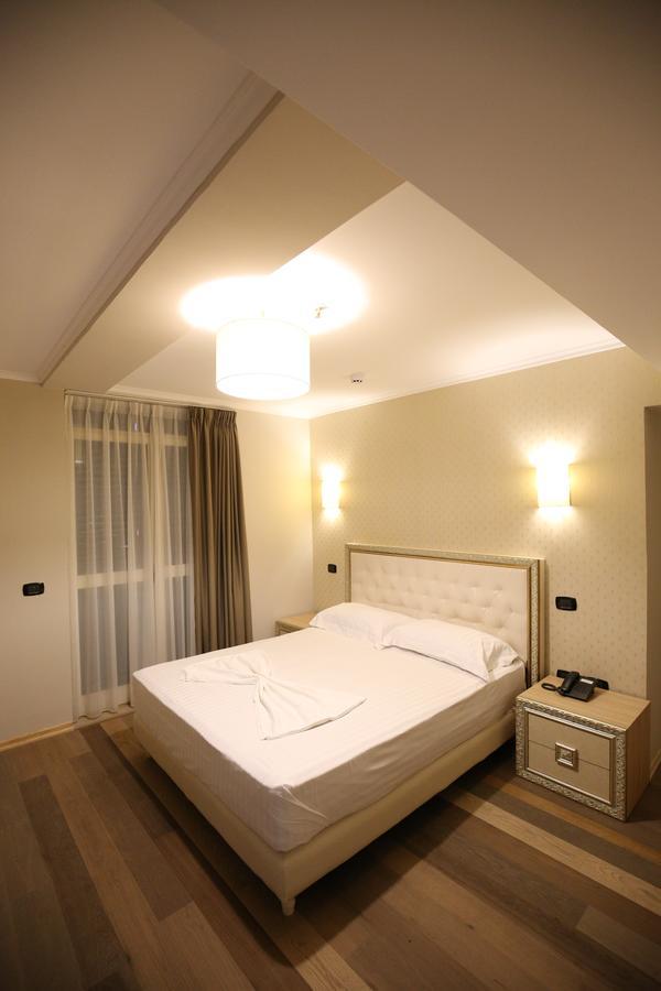 Germany Hotel Durres Exterior photo